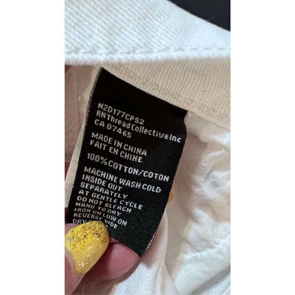 Numero Womens Frayed Hem High Rise  Relaxed Cut-Off Shorts White Sz 26 NWT P1-30 - Picture 13 of 13